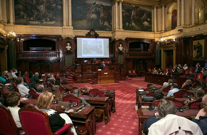 Achter deze foto staat een versie in hoge resolutie, deze versie is onontbeerlijk voor een kwalitatieve afdruk.