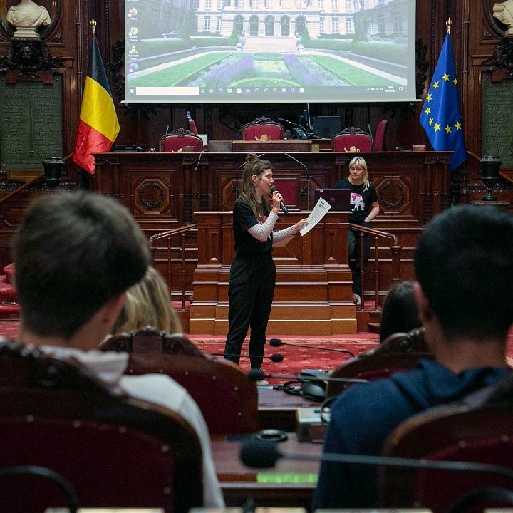 Le parlement colier au Snat