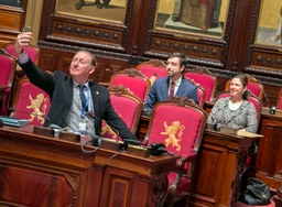 Prestation de serment des sénateurs Valerie Taeldeman (CD&V) et Willem-Frederik Schiltz (Open VLD)