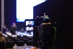 De Parlementaire Vergadering van de NAVO komt samen in Ljubljana