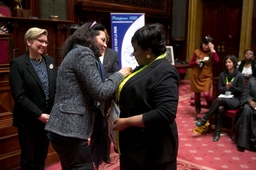 Ceremonie "Zoek uw Vredesvrouw 2014"