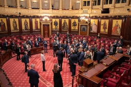 Bezoek van de president van de Republiek Italië aan het Federaal Parlement