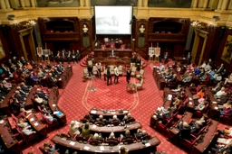 Commémoration de l’Armistice au Parlement fédéral