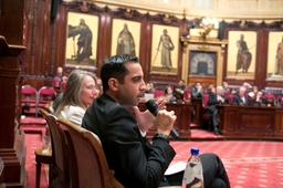 Armistice: anciens combattants et jeunes au Sénat - 11/11/2012