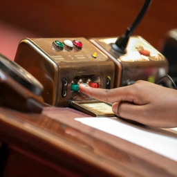 ‘Place aux Enfants’ in de Senaat