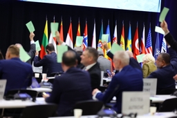 De Parlementaire Vergadering van de NAVO komt samen in Ljubljana