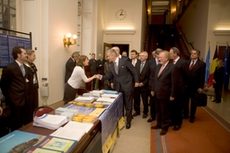 Débat sur les droits de l'Homme au Sénat
