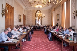 Verklaring tot herziening van de Grondwet besproken in commissie