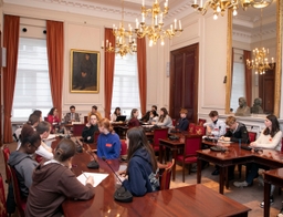 Parlement des étudiants au Sénat