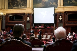 Armistice: anciens combattants et jeunes au Sénat - 11/11/2012