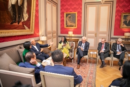 Bezoek van een Vietnamese parlementaire delegatie