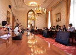 Jongerenparlement in de Senaat