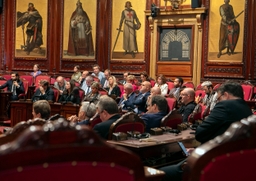 Portrait de Mme Sabine Laruelle inauguré au Sénat