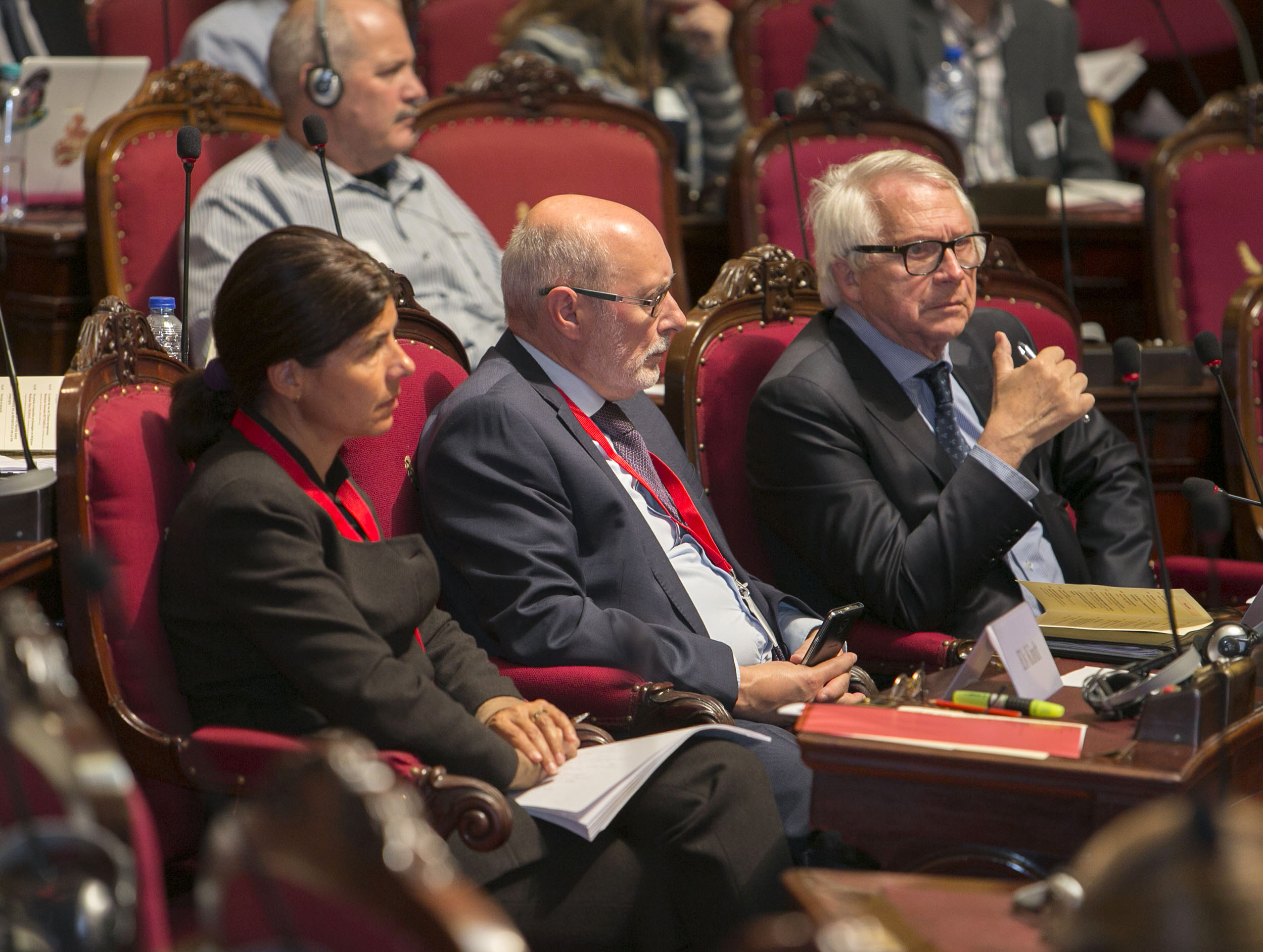  Colloque « La vie privée des citoyens et la protection des données face aux nouvelles technologies : les enjeux »