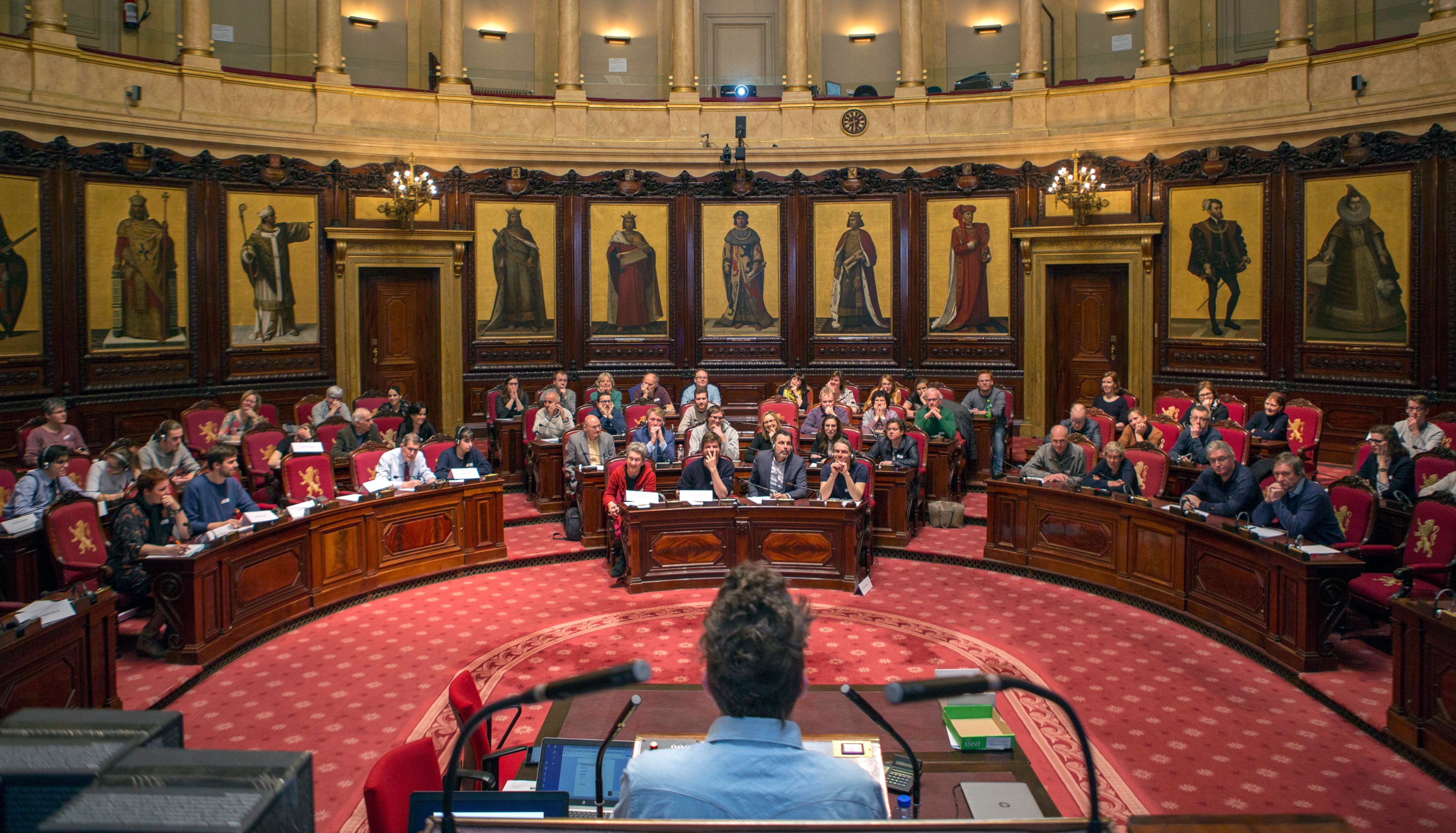  Het Hautekietdictee der Nederlandse Taal in de Senaat