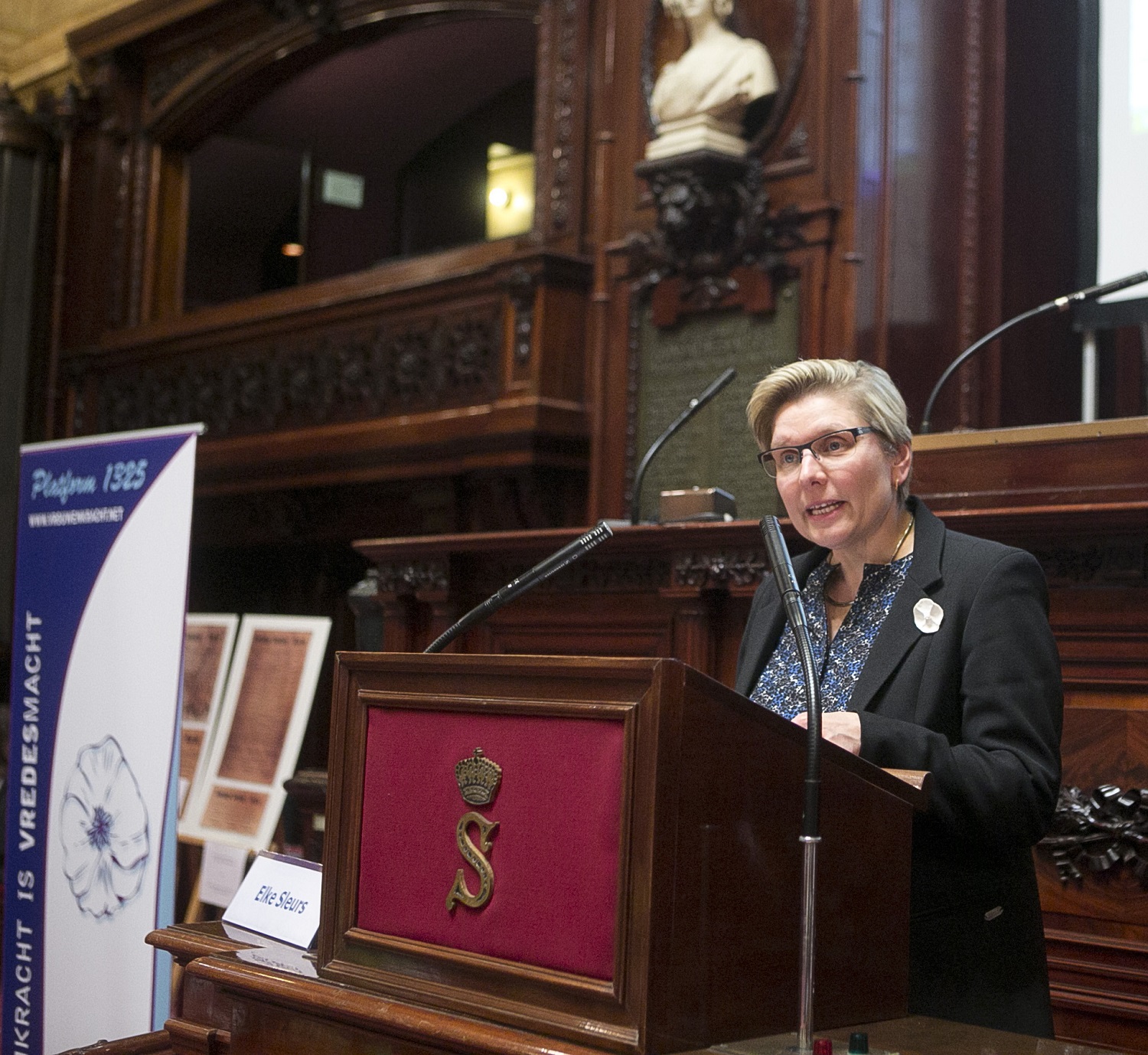  Ceremonie "Zoek uw Vredesvrouw 2014"