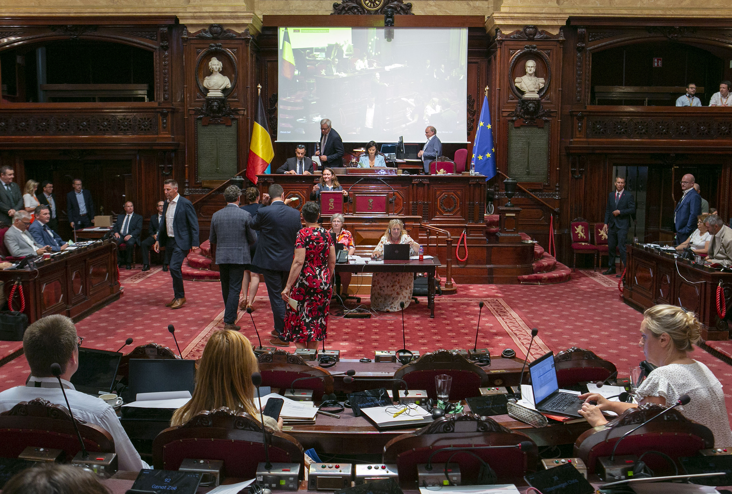  Présentation de candidats à une fonction de juge d'expression française à la Cour constitutionnelle