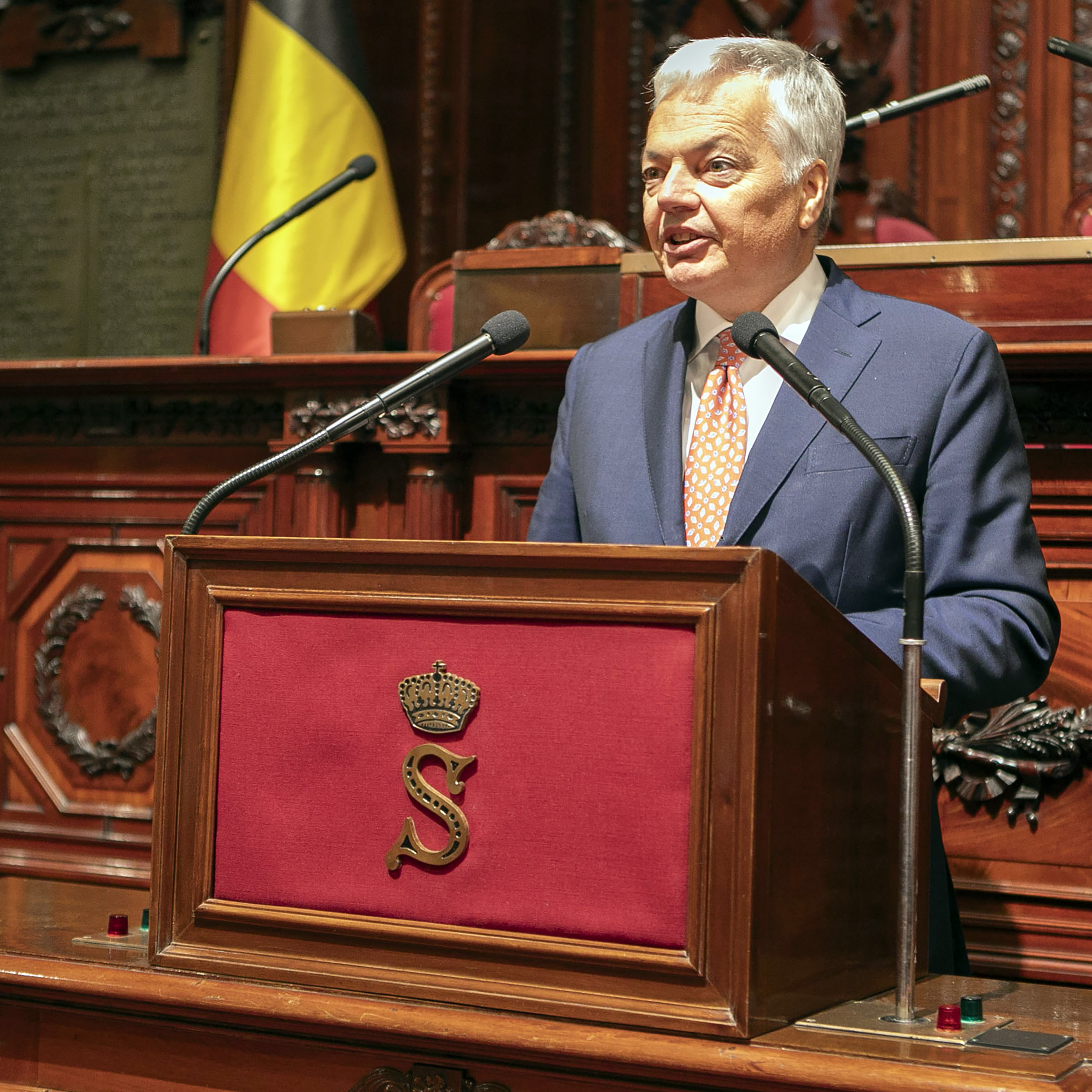  Portrait de Mme Sabine Laruelle inauguré au Sénat