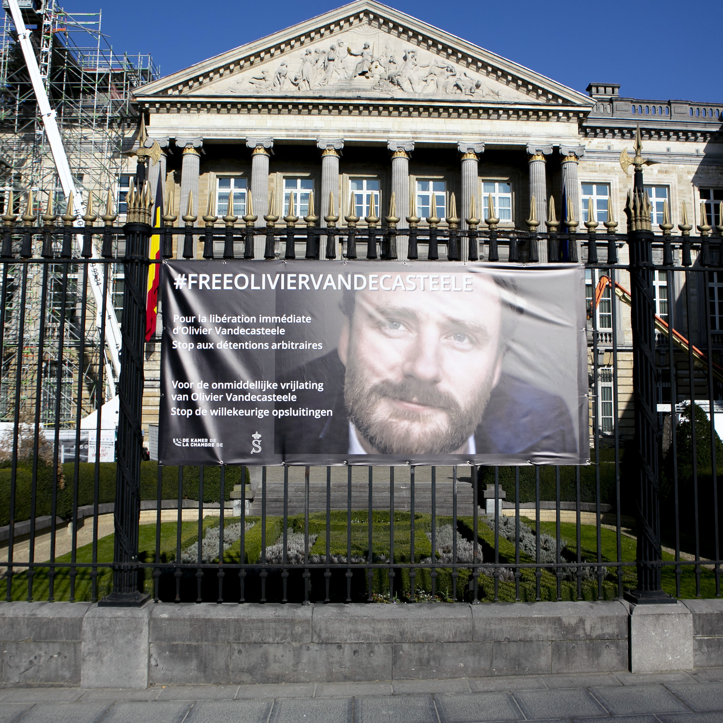  Soutien à Olivier Vandecasteele