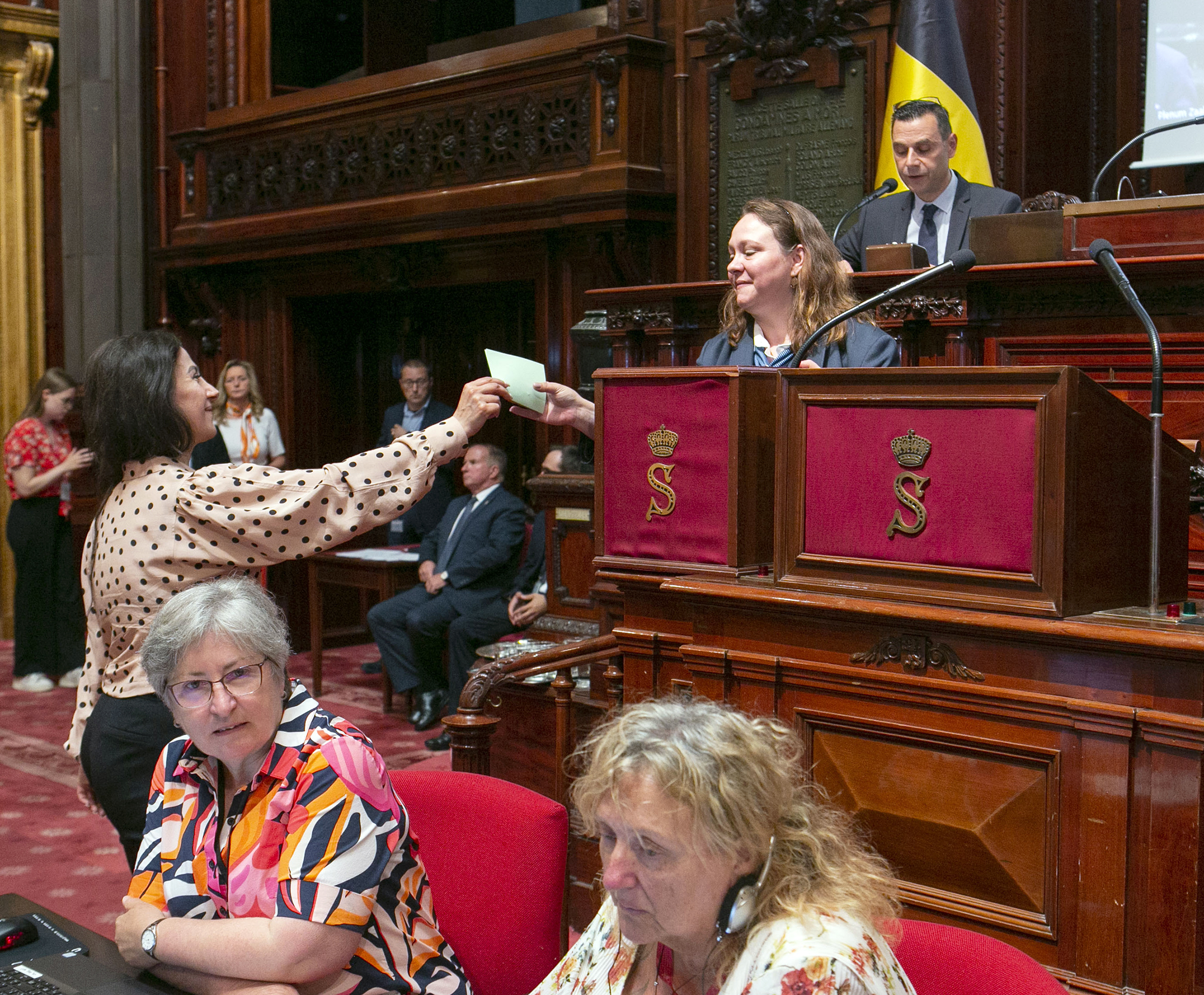  Présentation de candidats à une fonction de juge d'expression française à la Cour constitutionnelle