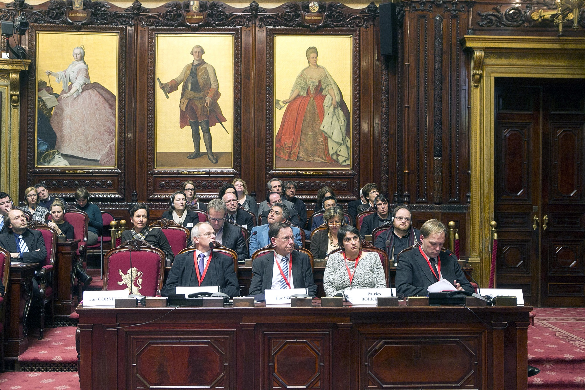  Colloquium: Welke toekomst voor het wetenschappelijk onderzoek in België?