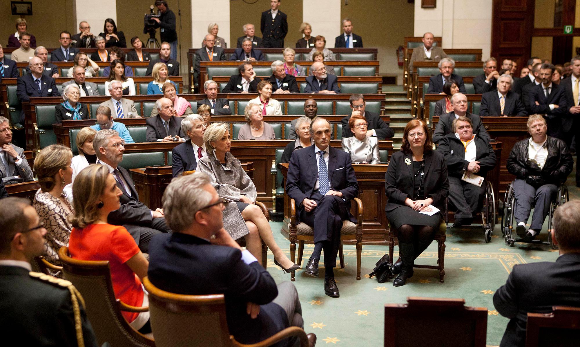  La Fête du Roi au Parlement féderal - “Hommage aux bénévoles et aux volontaires” - 15/11/2011