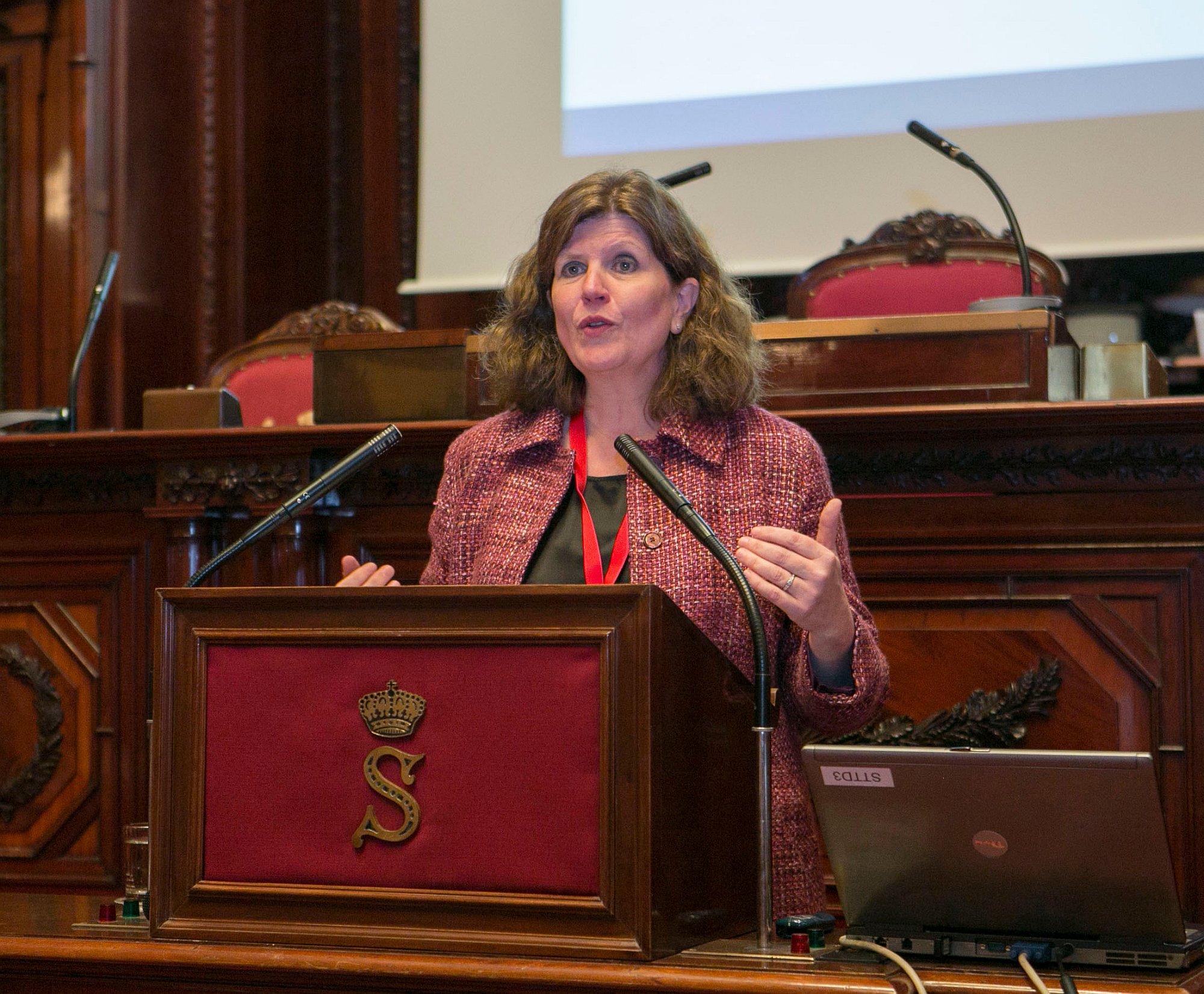  Symposium « Vers le meilleur accompagnement spirituel possible dans le domaine de la santé et de l'aide sociale »